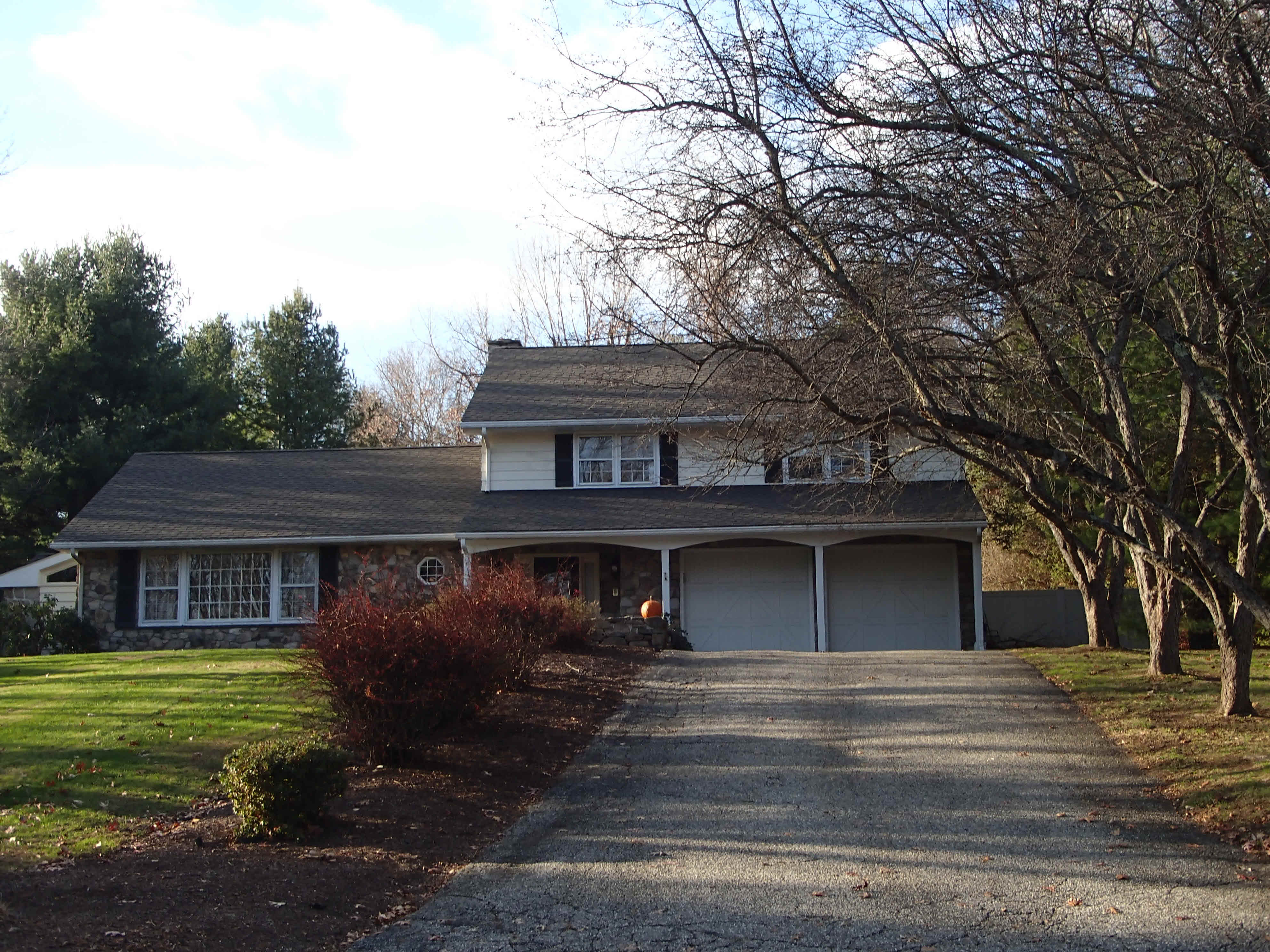 Building photograph for 50 CANFIELD DR
